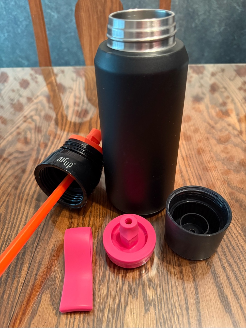 Air Up Black Stainless Water Bottle with Pink Accessories